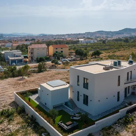 Villa The View