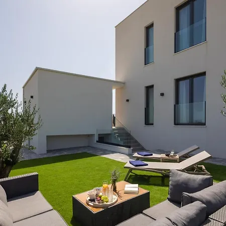 Villa The View *